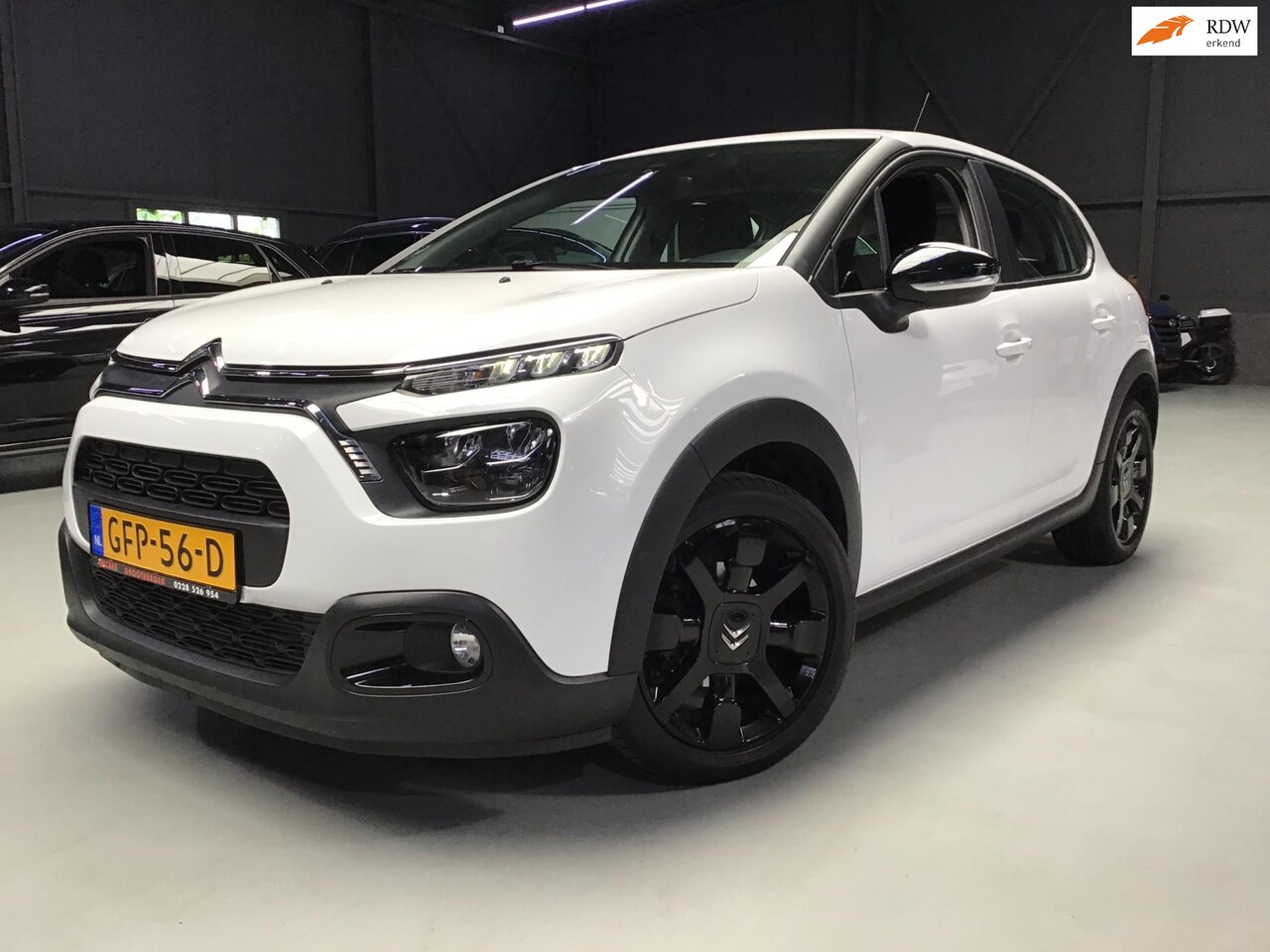 Citroën C3 - 1.2 PureTech Business I Dealer Onderh I Clima I Cruise Contr I Camera I Stoelverw I Navi I - AutoWereld.nl