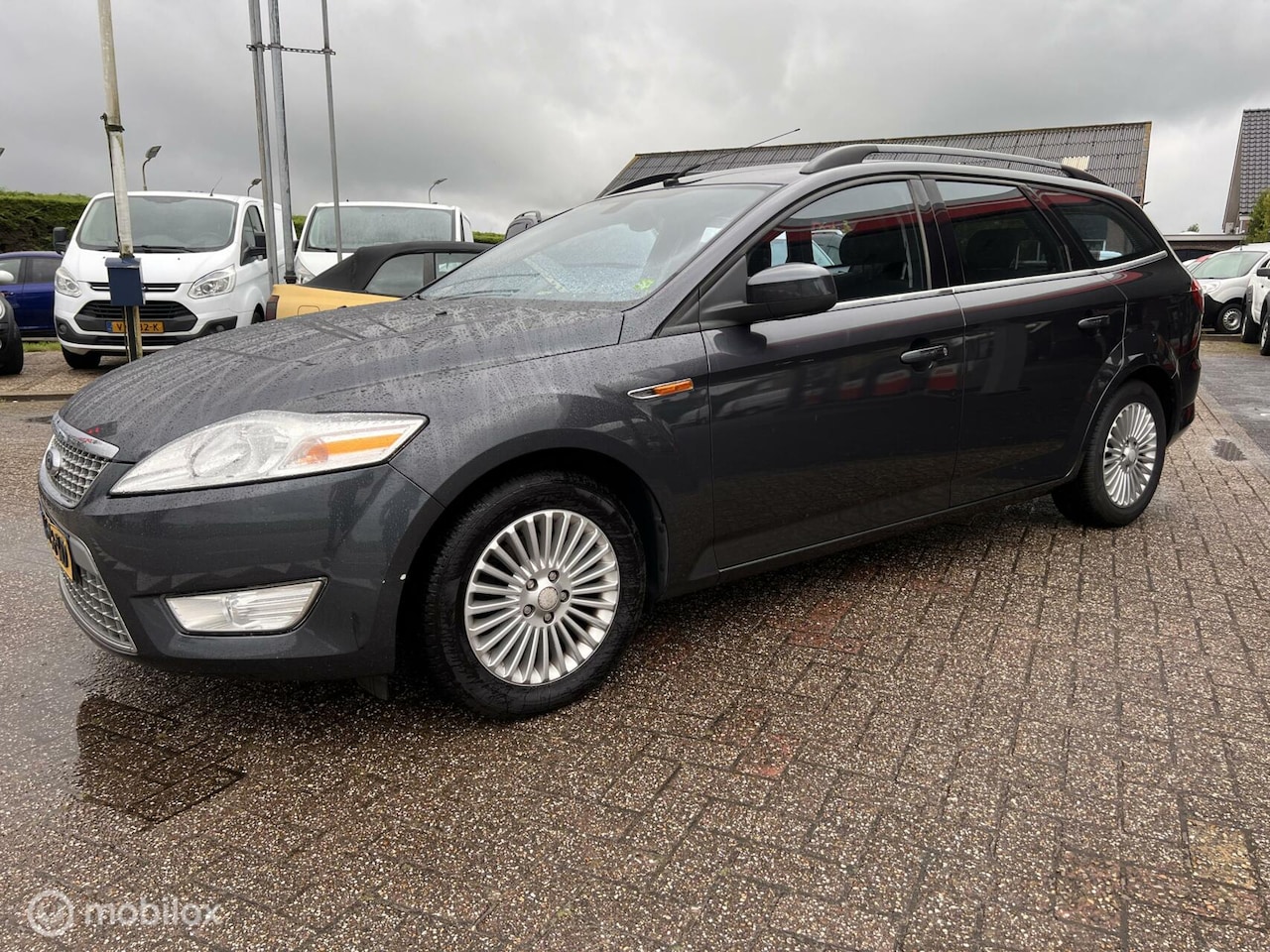 Ford Mondeo Wagon - 2.0-16V Ghia 2.0-16V Ghia - AutoWereld.nl