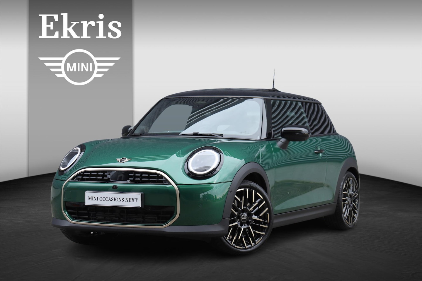 MINI Cooper - 3-deurs C | Favoured + Pakket L + Panodak + Harman Kardon + Comfort Acces + JCW Sporstoel - AutoWereld.nl