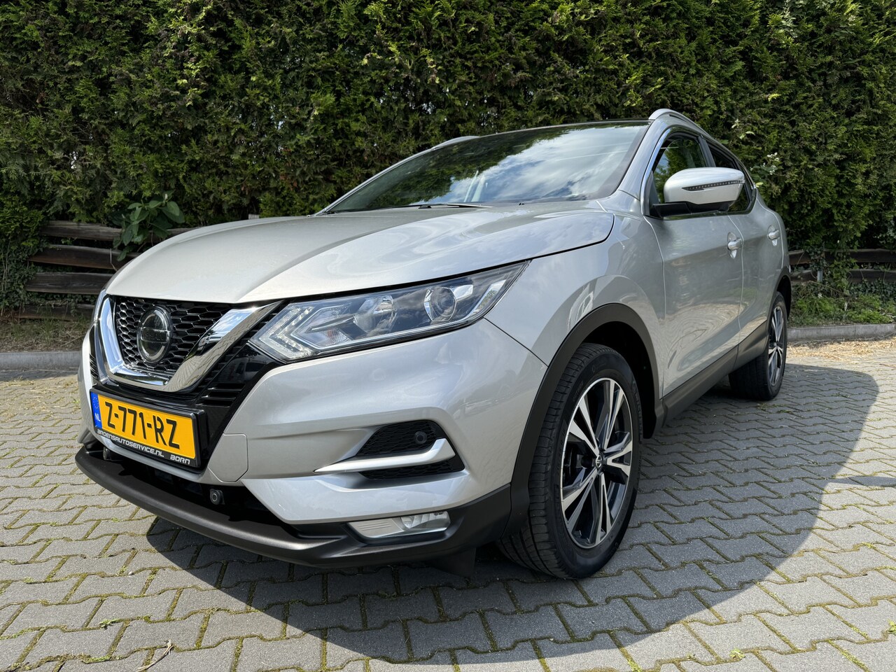 Nissan Qashqai - 1.3 DIG-T Design Edition Navi, 360, Pano - AutoWereld.nl