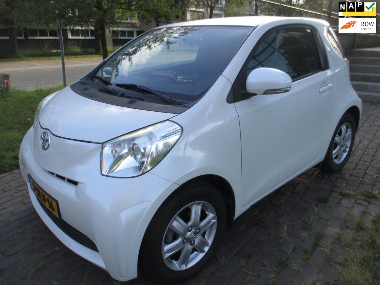 Toyota iQ - 1.0 VVTi Aspiration//parlemoer wit metallic//nieuwe koppeling // - AutoWereld.nl