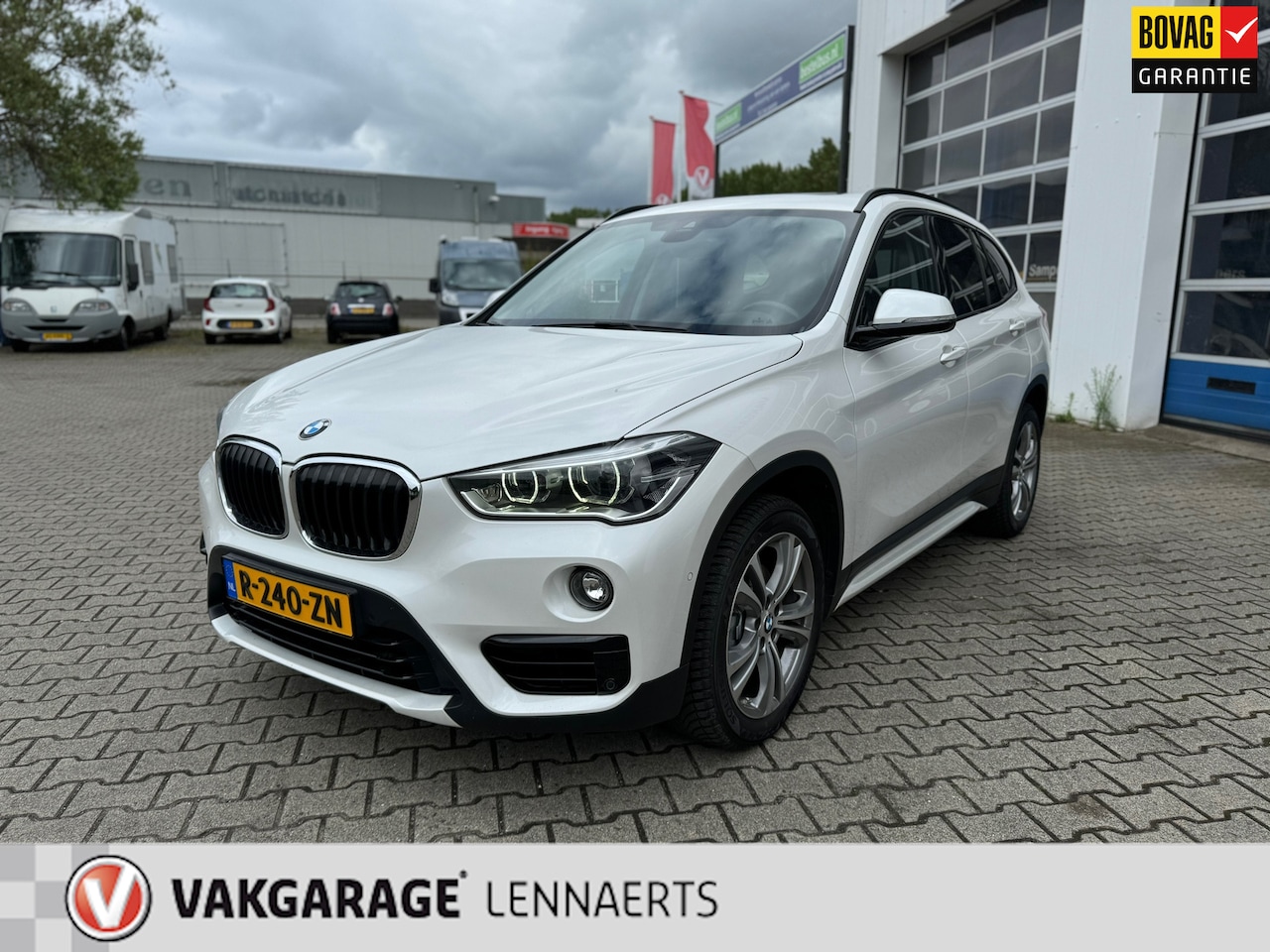 BMW X1 - sDrive18i High Executive SDrive18i High Executive - AutoWereld.nl