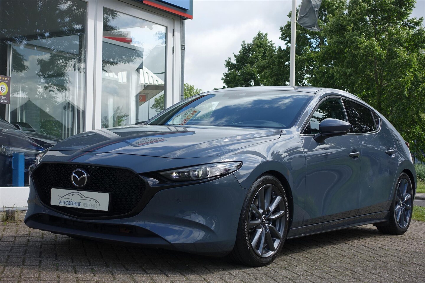 Mazda 3 - Skyactiv-G 122pk Comfort | FULL LED | CAMERA | CARPLAY | 18'' - AutoWereld.nl