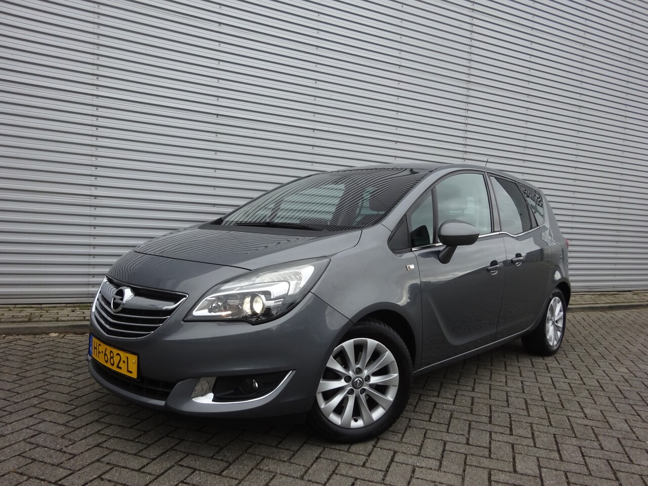 Opel Meriva - 1.4 Turbo Cosmo / LPG / Airco / Leder / Stoelver. / Navi / Trekhaak - AutoWereld.nl