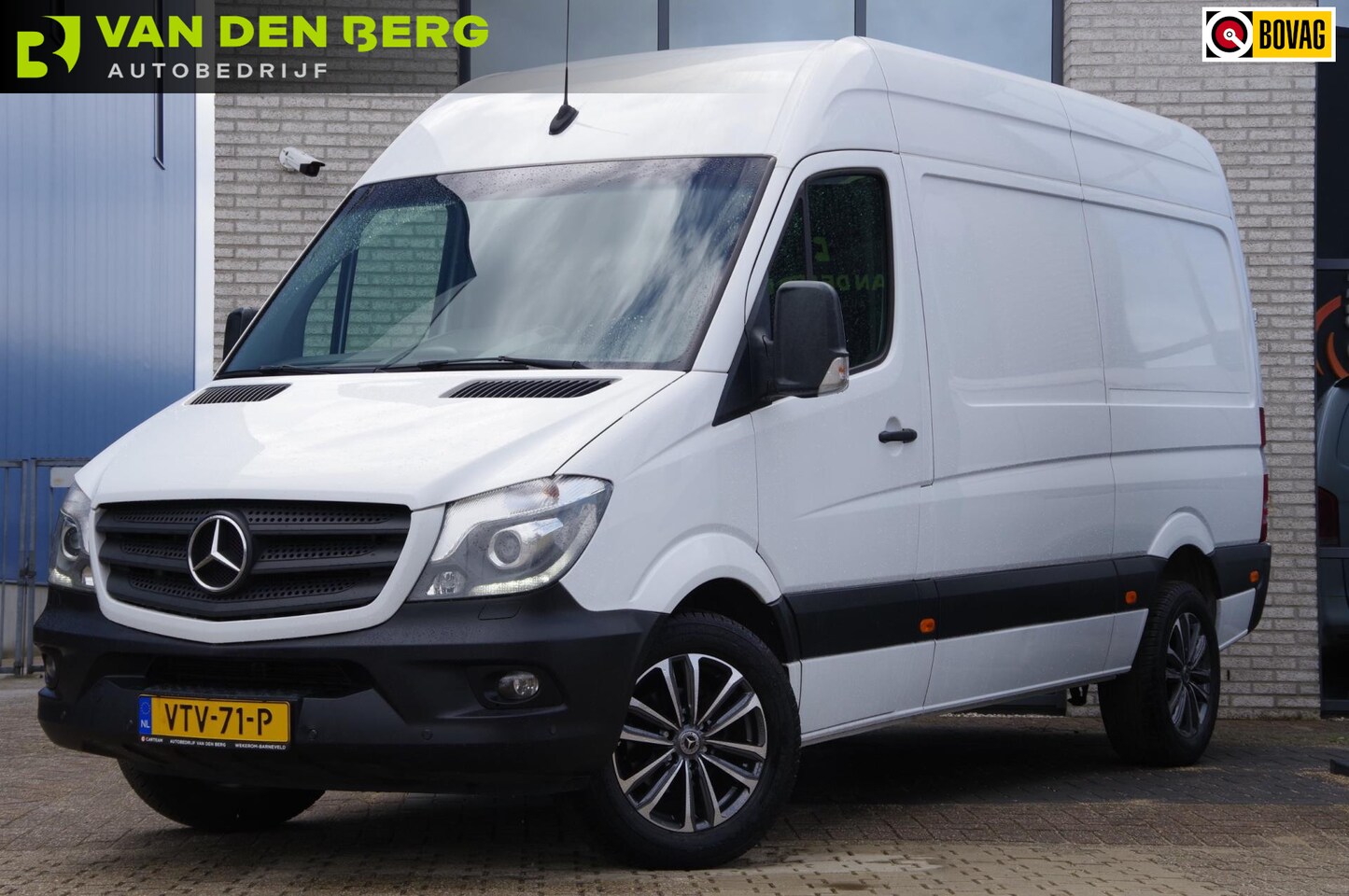 Mercedes-Benz Sprinter - 319 3.0 CDI V6 AUT. XENON, NAVI, CRUISE, AIRCO, STANDKACHEL, STOELVERWARMING, PARKEERSENSO - AutoWereld.nl