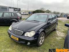 Mercedes-Benz C-klasse Combi - 320 Avantgarde Bak Defect