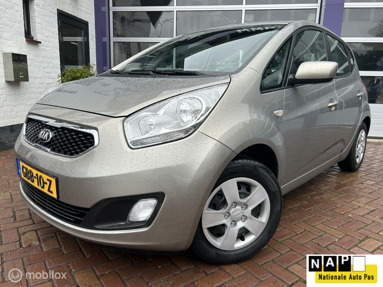 Kia Venga - 1.4 CVVT * AIRCO * TREKHAAK * - AutoWereld.nl