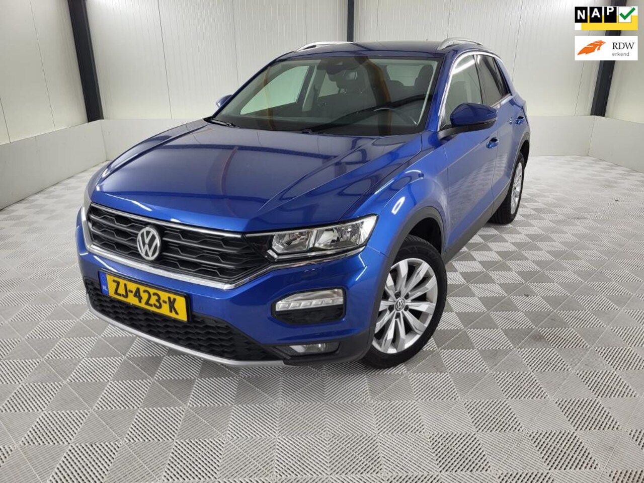 Volkswagen T-Roc - 1.0 TSI Style 1.0 TSI Style, Camera - AutoWereld.nl