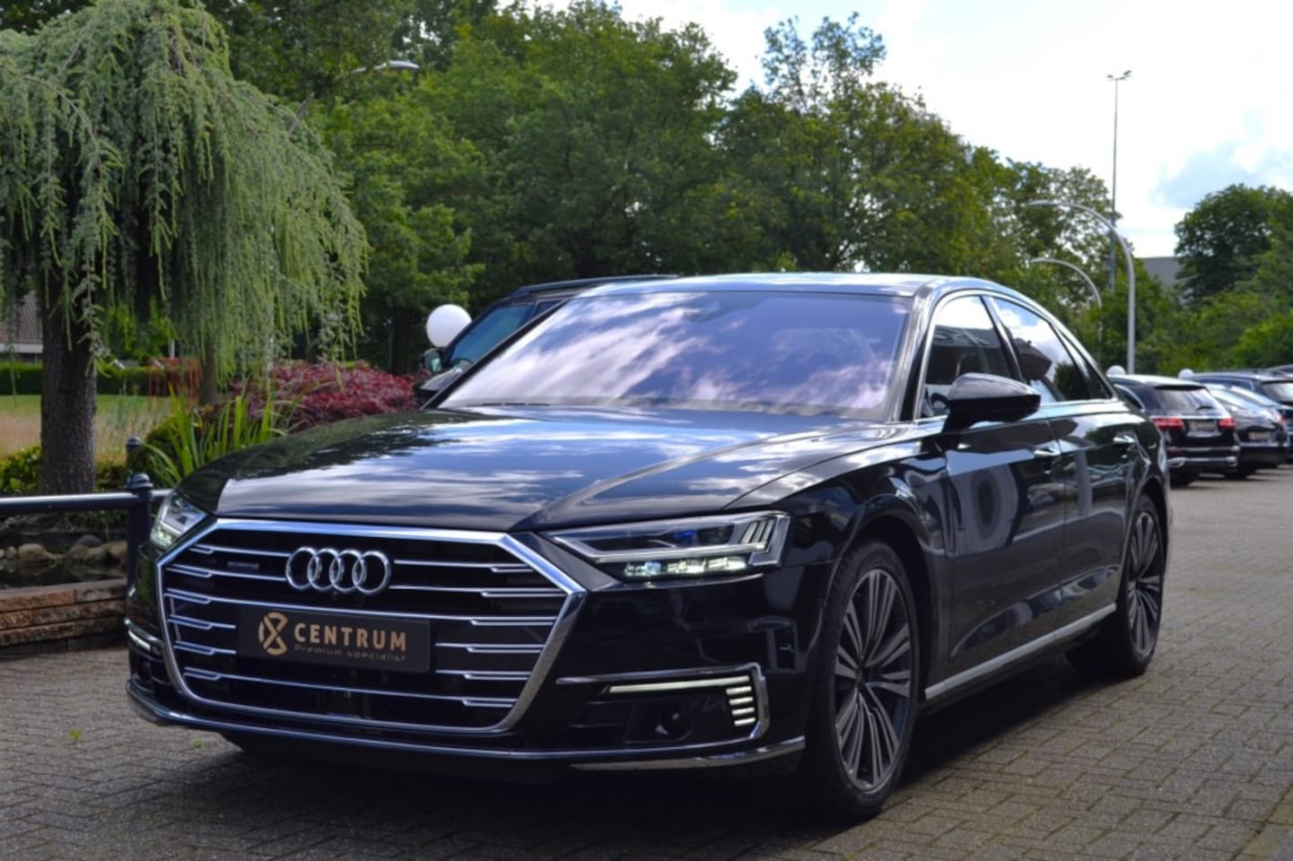 Audi A8 - 60 TFSI E QUATTRO Pano - Massage - AutoWereld.nl