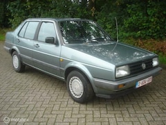 Volkswagen Jetta - 1.6 D GL 5-bak stuurbekrachtiging 204817 KM