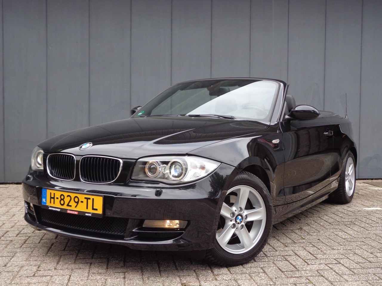 BMW 1-serie Cabrio - 118i 2.0i Executieve Zeer Mooie Luxe Uitvoering 143 PK Dealer Onderhoud. - AutoWereld.nl