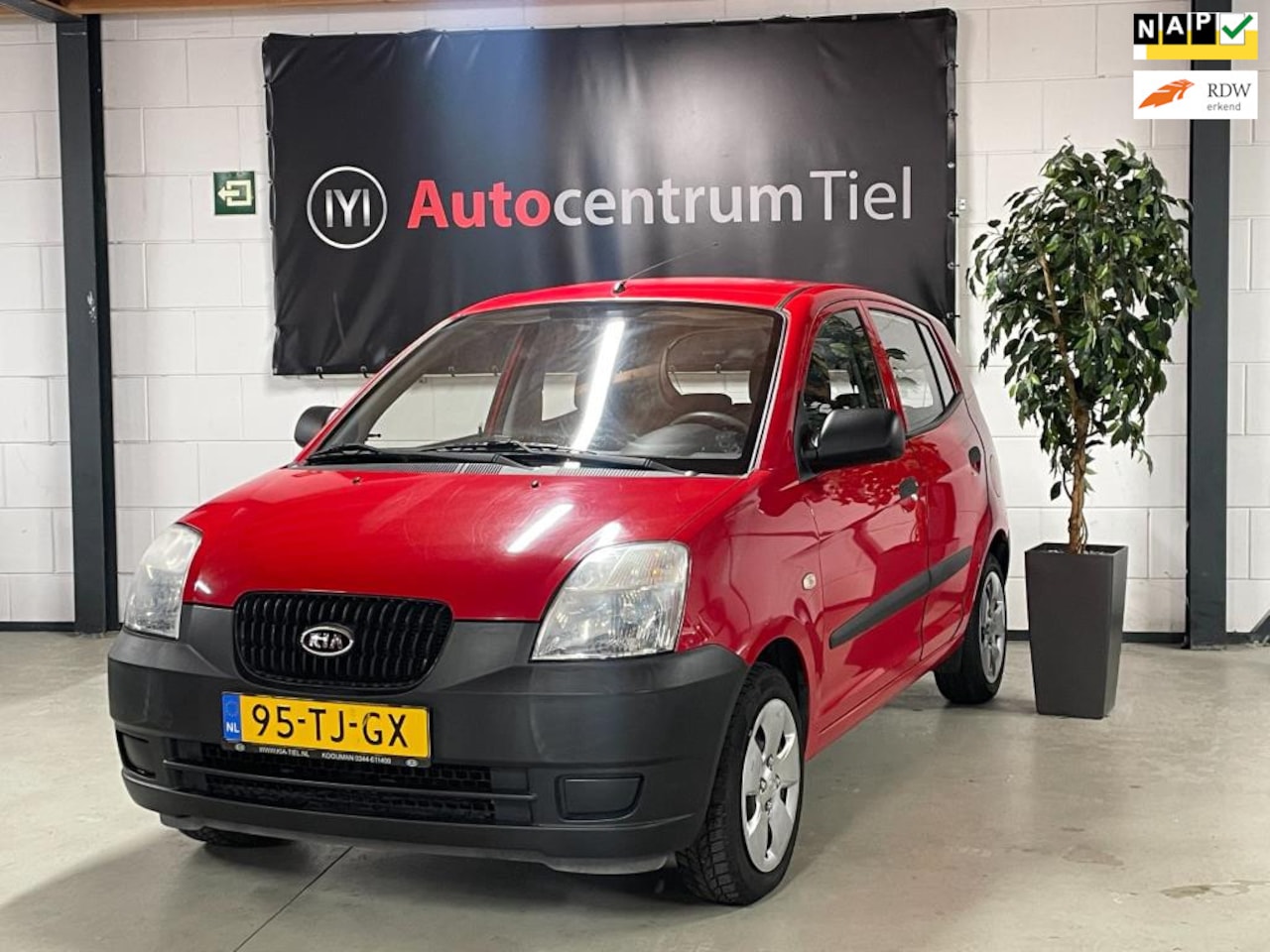 Kia Picanto - 1.0 L * 84.646 KM ! Dealer onderhouden - AutoWereld.nl