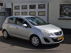 Opel Corsa - 1.2-16V Selection/ Zeer Netjes