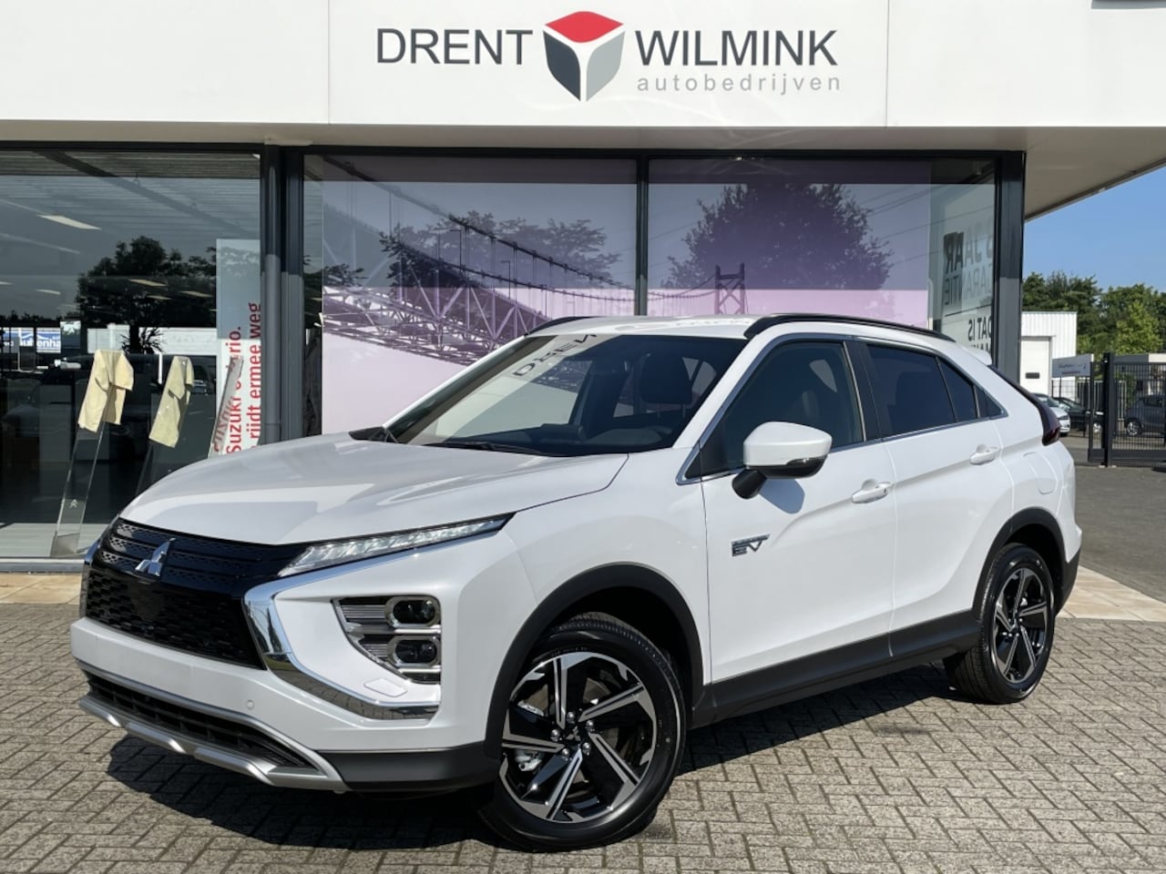 Mitsubishi Eclipse Cross - 2.4 PHEV Intense+ VOORRAAD VOORDEEL!! - AutoWereld.nl