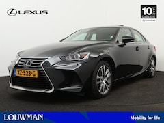 Lexus IS - 300h Hybrid Edition 30 | Schuif-/Kanteldak | Navigatie | Leder | Winter Pack |