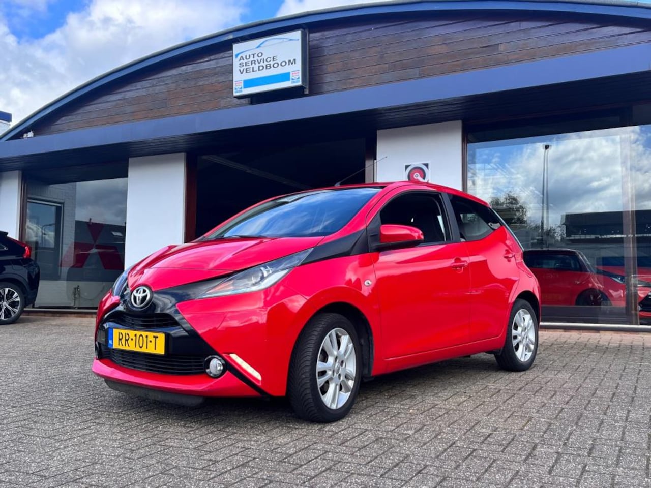 Toyota Aygo - 1.0 VVT-i x-wave |Navi|Bluetooth| - AutoWereld.nl