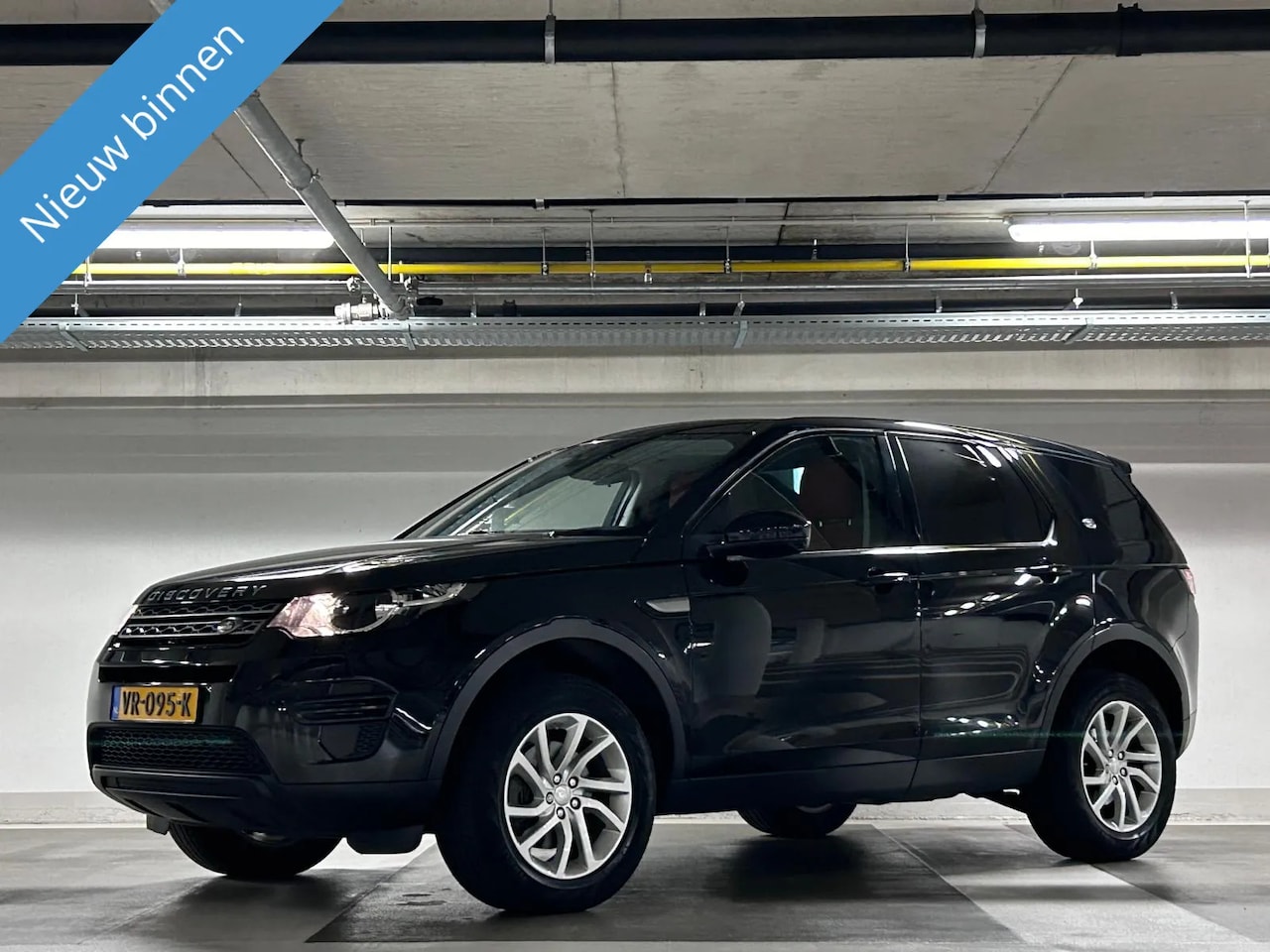 Land Rover Discovery Sport - grijs kenteken - nap! - pano - airco - cruise - - AutoWereld.nl