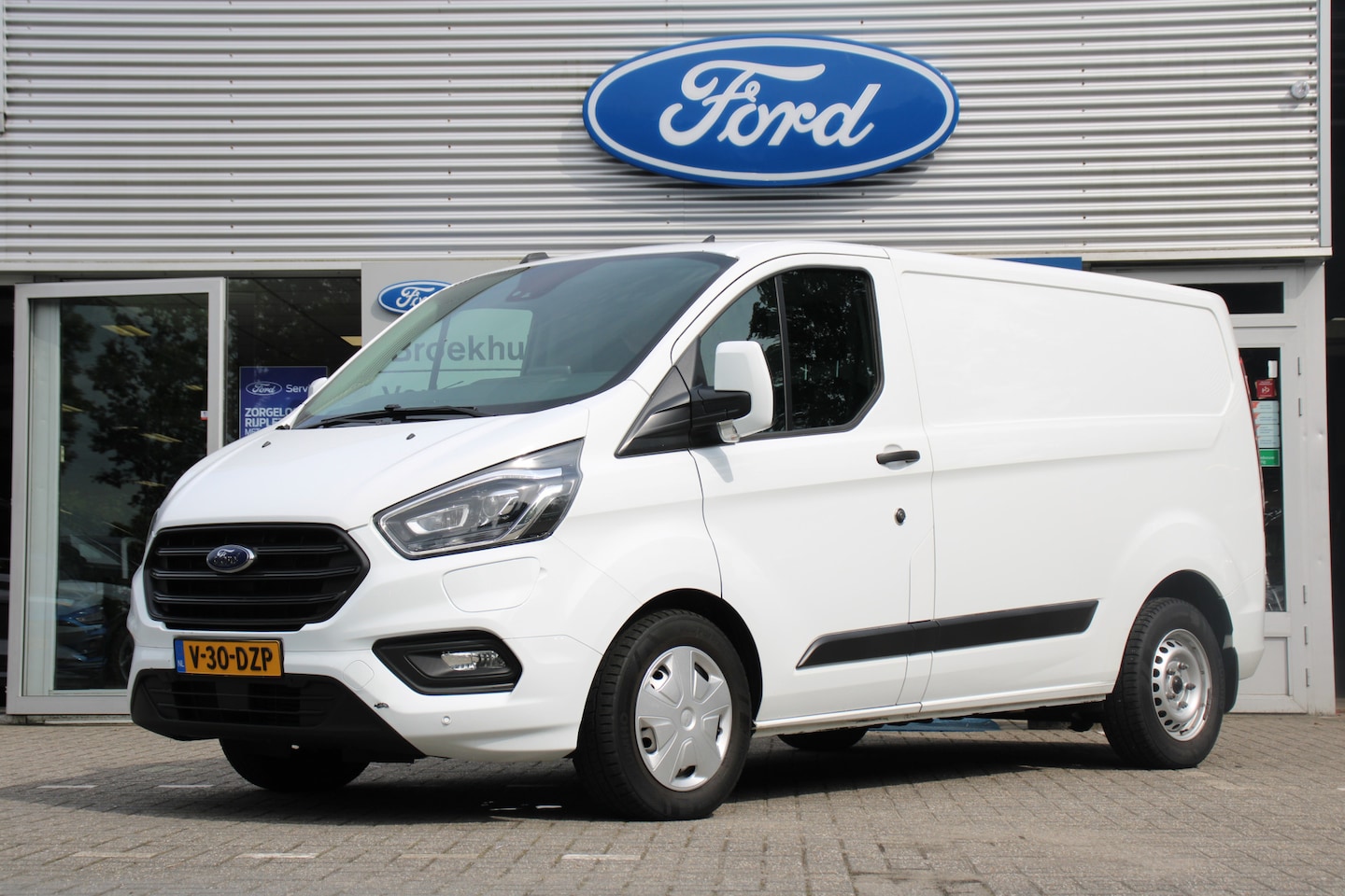 Ford Transit Custom - 340 1.0EB PHEV AUTOMAAT | PLUG-IN HYBRIDE | CAMERA | DEALER OH! | WINTERPACK | APPLE CARPL - AutoWereld.nl