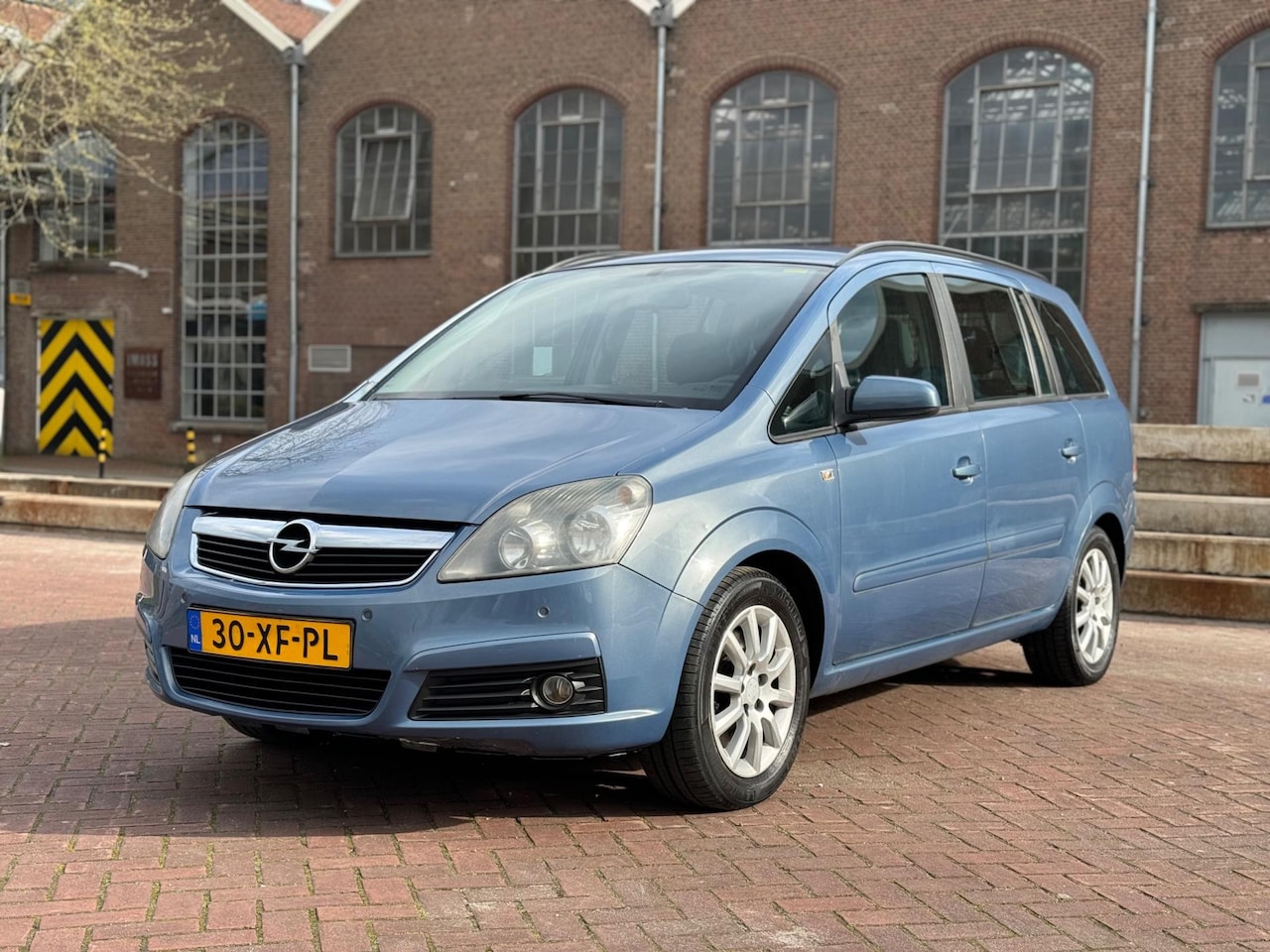 Opel Zafira - 2.2 Temptation 2.2 Temptation - AutoWereld.nl