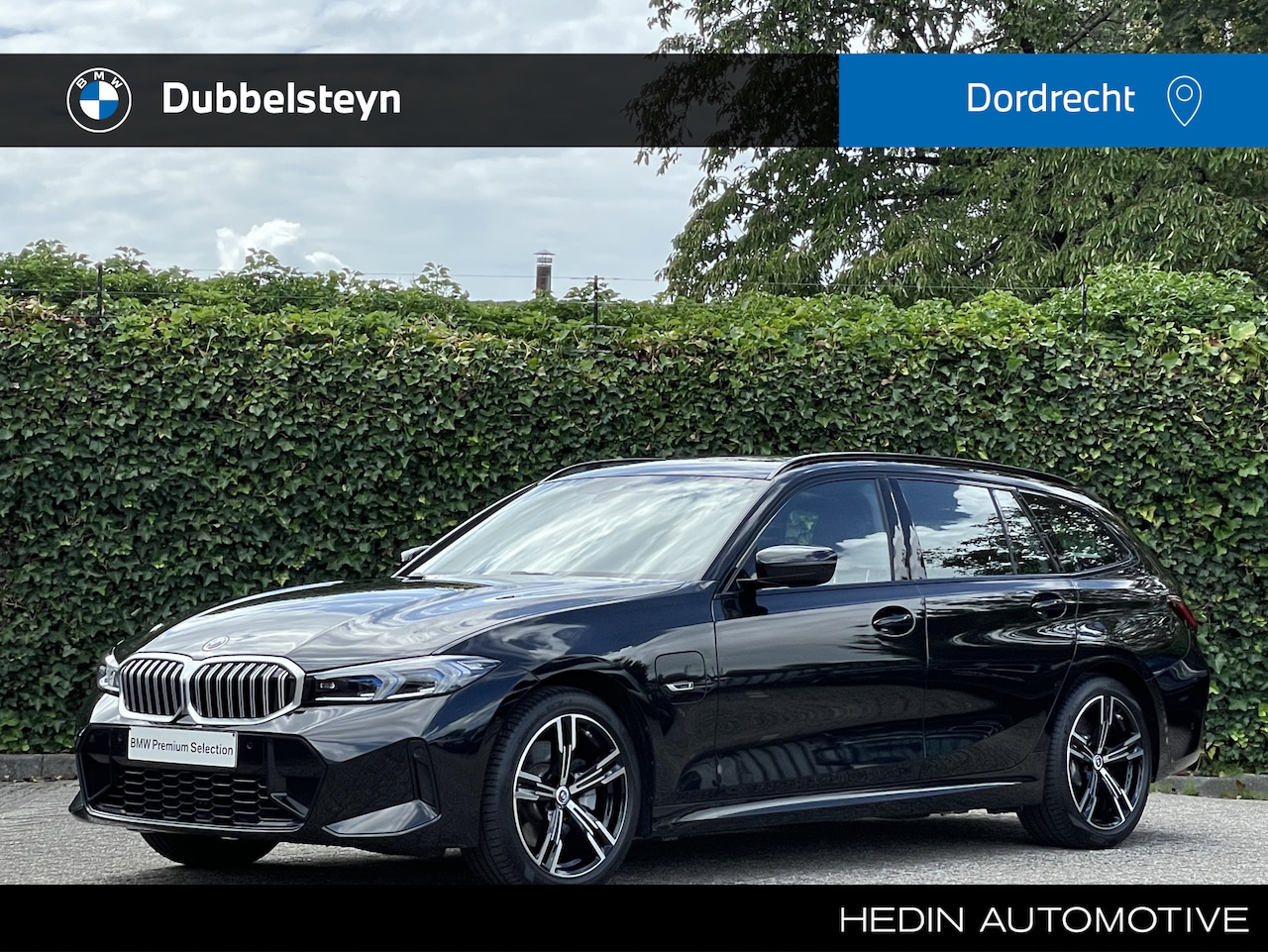 BMW 3-serie Touring - 330e | M-Sport | Camera | HiFi | Adapt. onderst. | Elek. stoelverst. - AutoWereld.nl