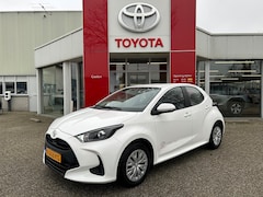 Toyota Yaris - 1.5 VVT-i 125pk Active, Apple carplay, Camera