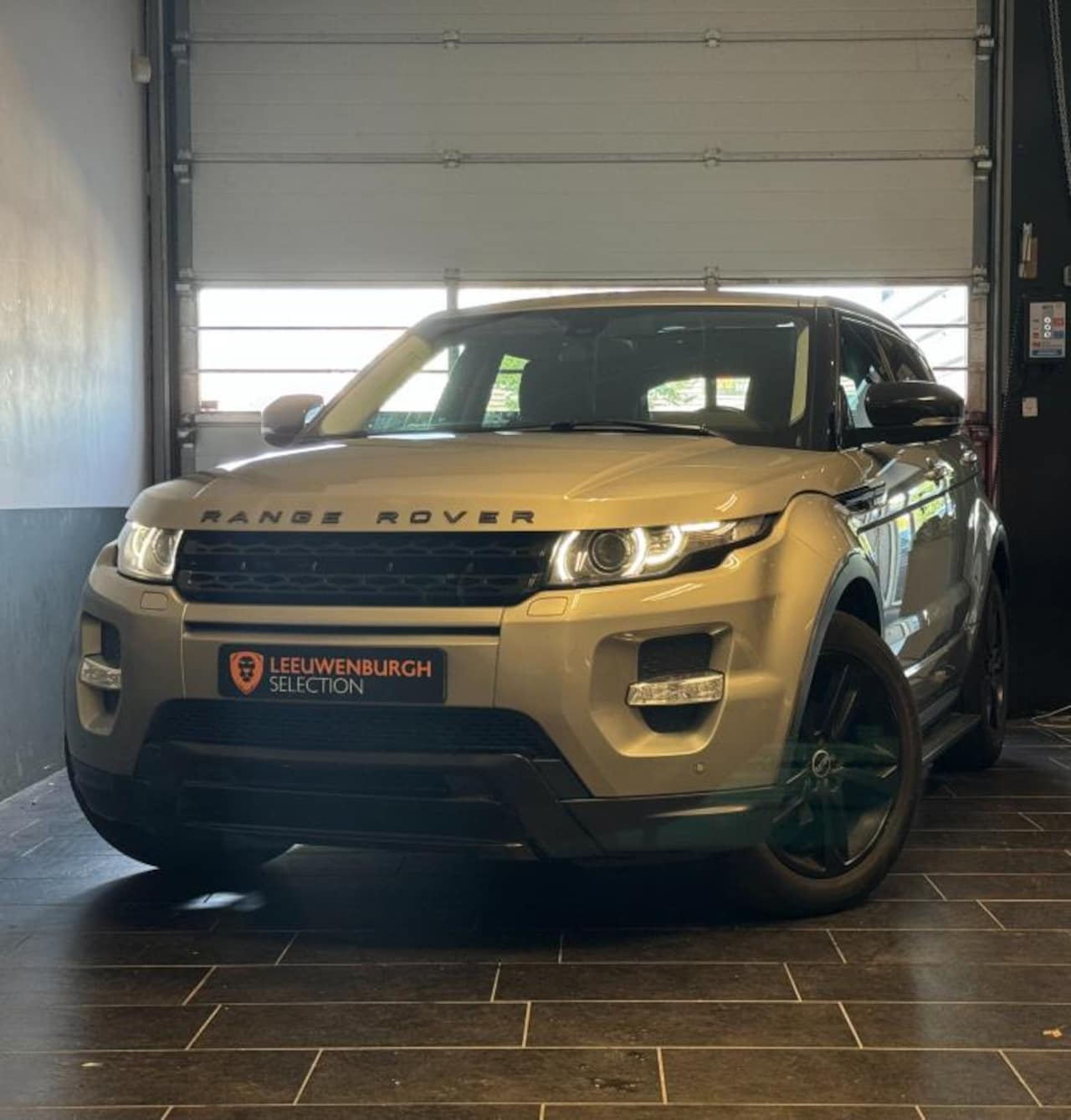 Land Rover Range Rover Evoque - 2.2 TD4 4WD Dynamic Pano Camera ! - AutoWereld.nl