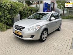 Kia Cee'd Sporty Wagon - 1.6 X-tra met Airco en trekhaak