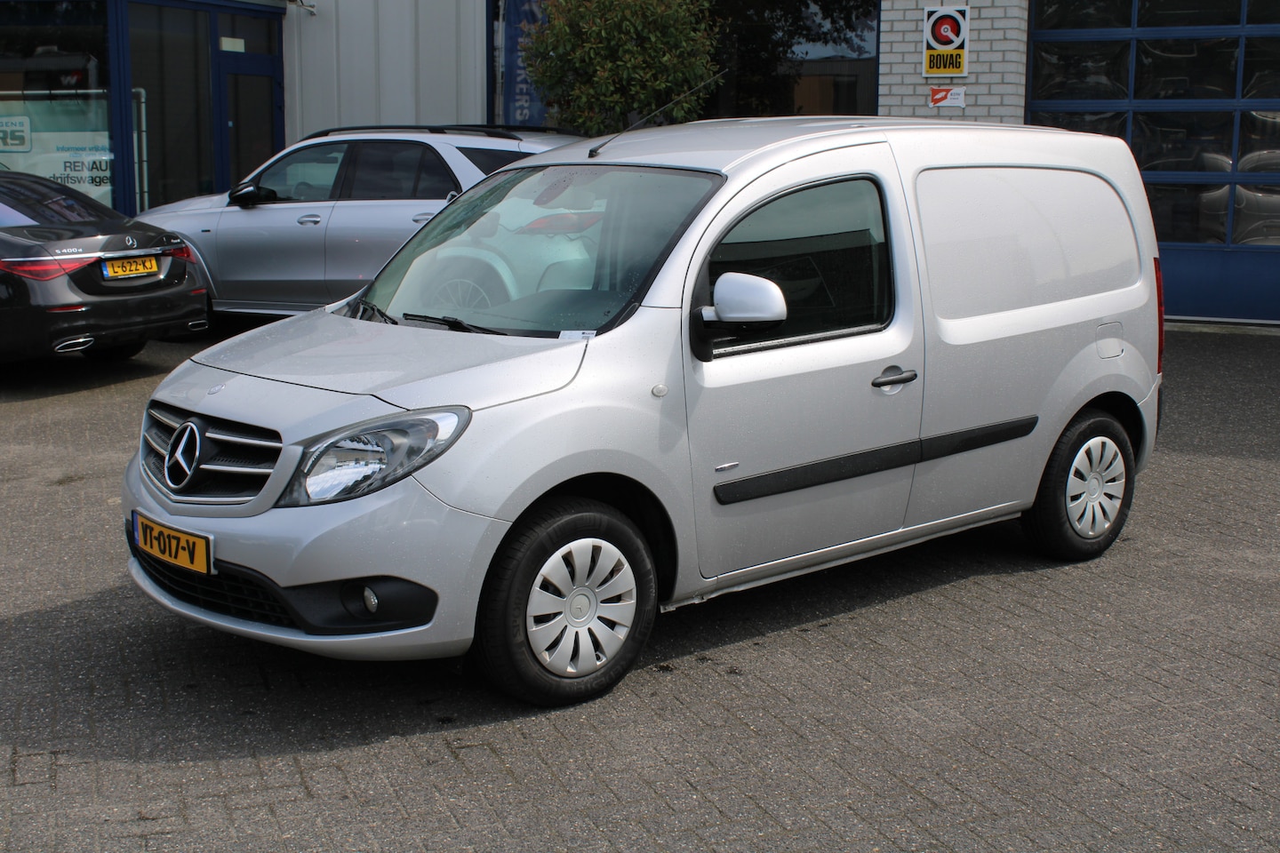 Mercedes-Benz Citan - 109 CDI L2 Airco, Cruise control, Trekhaak - AutoWereld.nl