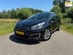 Kia Cee'd Sportswagon - 1.6 GDI DynamicLine / Perfect Onderhouden / Navi. / Camera / Climate Control / Lm Velgen