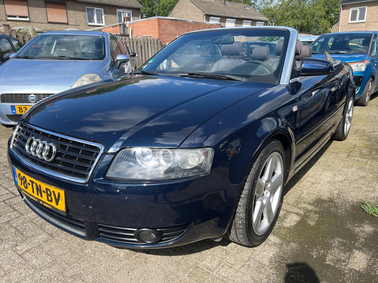 Audi A4 Cabriolet - 2.4 V6 Exclusive ELECTR. DAK AIRCO BOSE GELUID - AutoWereld.nl