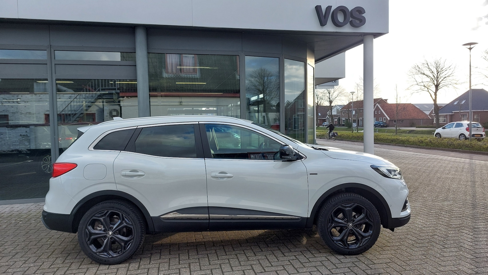 Renault Kadjar - TCe 160pk EDC GPF Black Edition - AutoWereld.nl