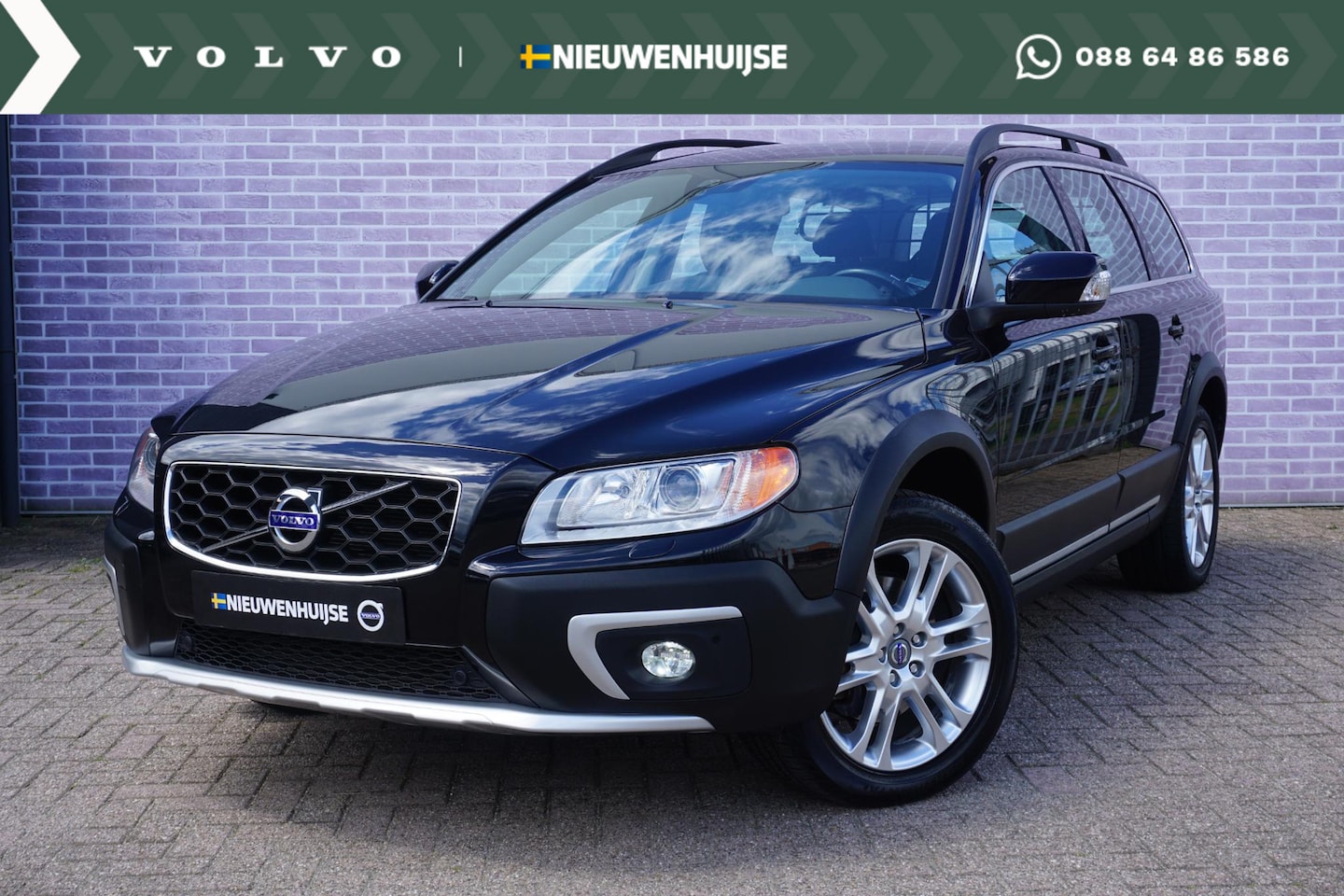 Volvo XC70 - 2.4 D5 AWD Summum | Uniek | Leder | Memory | Trekhaak | Family Line | - AutoWereld.nl