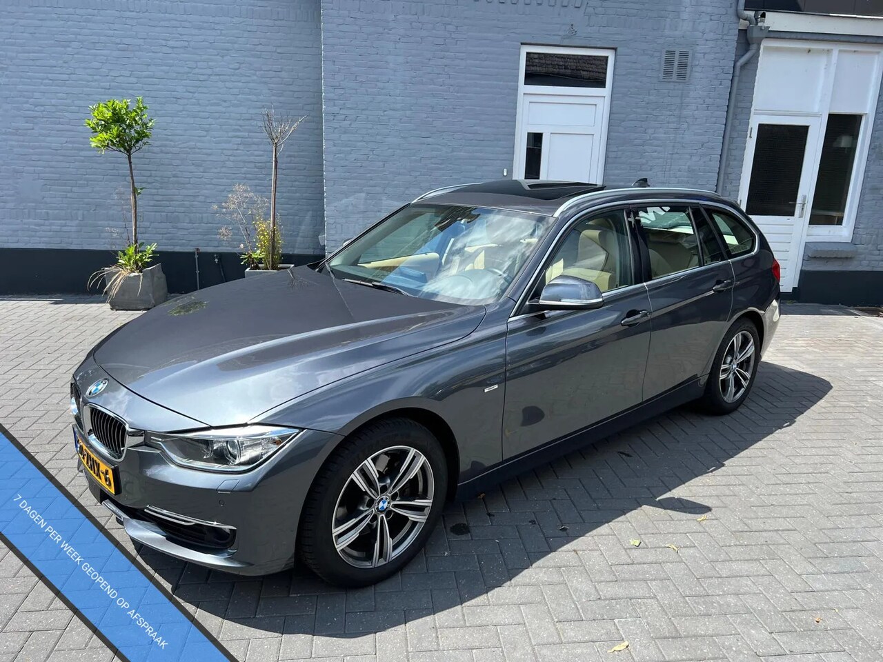 BMW 3-serie Touring - 328i | PANO | LEER | XENON | ELEKTRISCHE ACHTERKLEP | - AutoWereld.nl