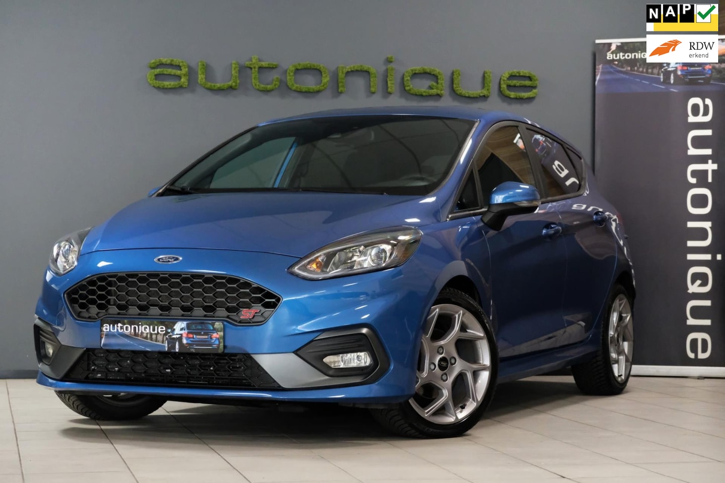 Ford Fiesta - 1.5 EcoBoost ST-3 |200pk 74dkm| Recaro/Apple Carplay/Lane Assist - AutoWereld.nl