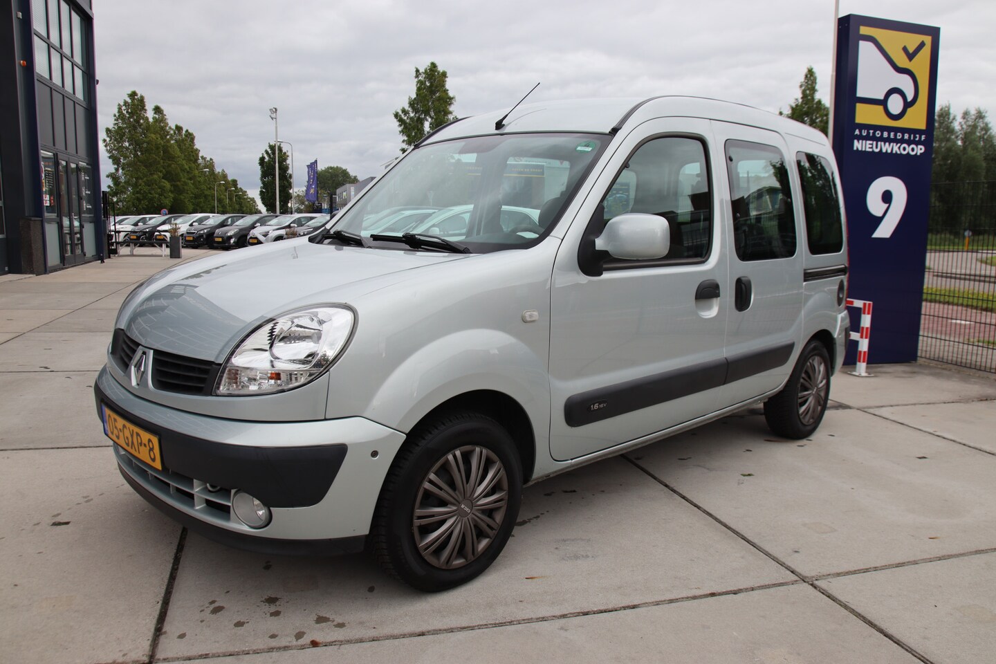 Renault Kangoo - 1.6-16V Expression Luxe Airco, automaat, NL auto, NAP, UNIEK! ZOMERDEAL! - AutoWereld.nl