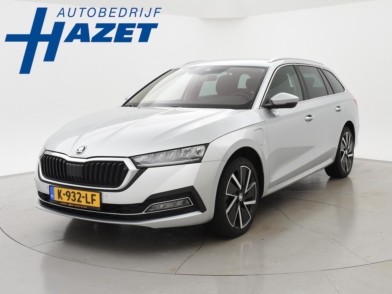 Skoda Octavia Combi - 1.4 TSI iV PHEV 205 PK BUSINESS + APPLE CARPLAY / TREKHAAK / 18 INCH - AutoWereld.nl