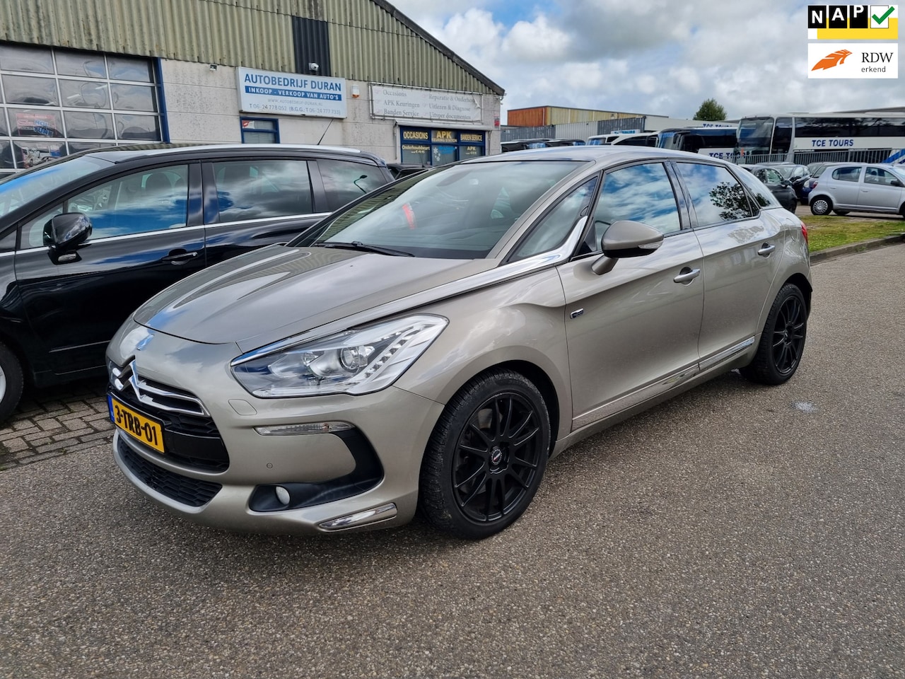 Citroën DS5 - 2.0 Hybrid4 Business Optimum Hybrid Automaat Bj 2014 - AutoWereld.nl