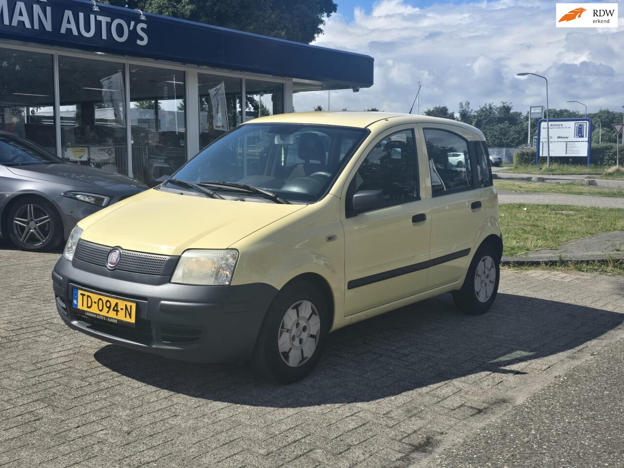 Fiat Panda - 1.1 Actual Huurkoop Inruil Service Garantie Apk Rijklaar ! - AutoWereld.nl