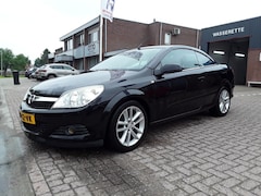 Opel Astra - TWIN-TOP 1.8 ENJOY / LEDER