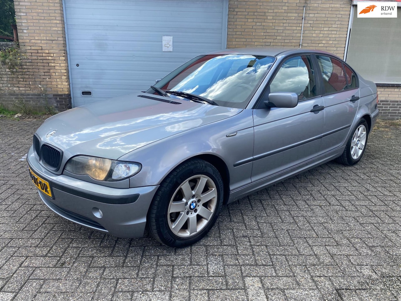 BMW 3-serie - 316i Essence 316i Essence - AutoWereld.nl