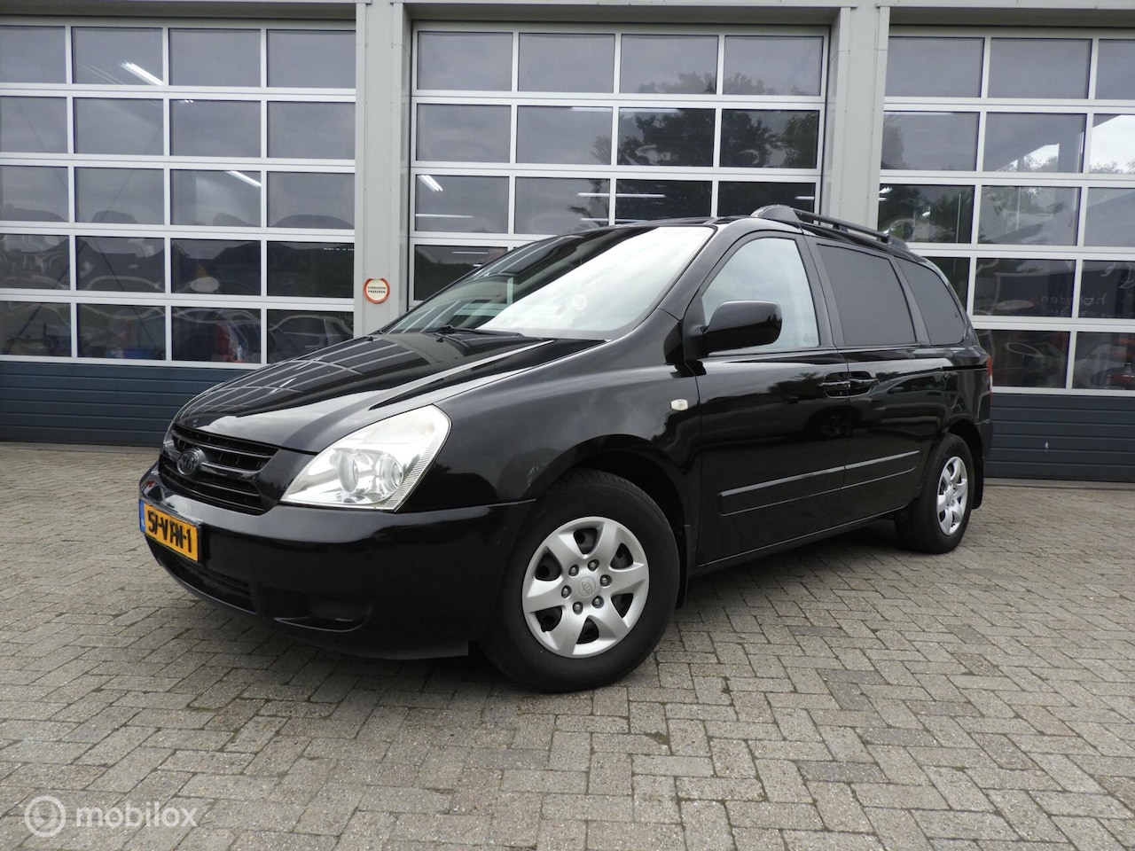 Kia Carnival - 2.9 CRDi VGT LX 2.9 CRDi VGT LX - AutoWereld.nl