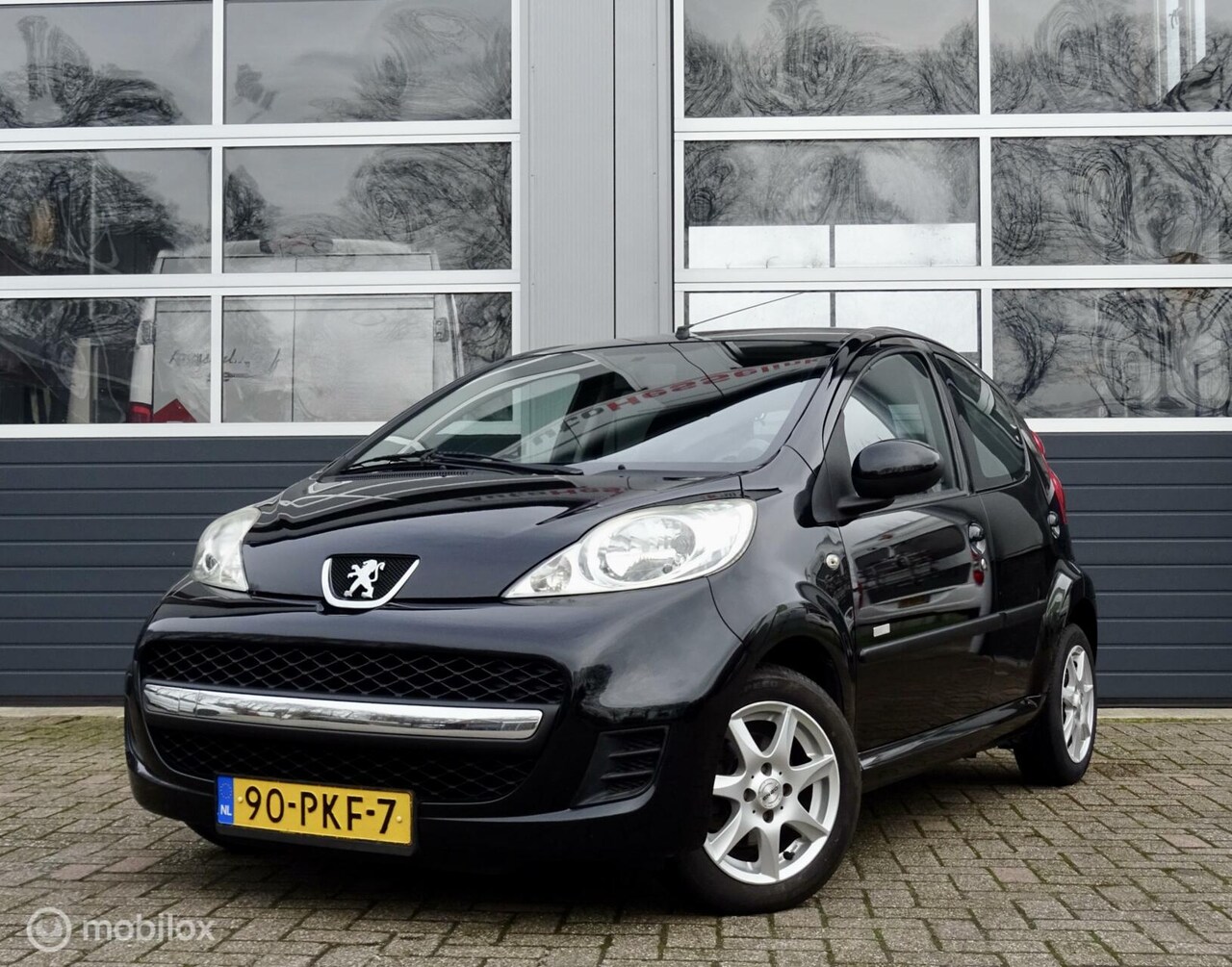 Peugeot 107 - 1.0-12V Millesim 200 AIRCO - AutoWereld.nl