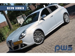 Alfa Romeo Giulietta - 1.4 T Exclusive Leer / Clima / 170PK / Super Conditie