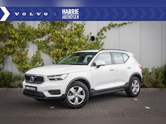 Volvo XC40 - T2 Momentum Core | Navigatie | Parkeersensoren achter | Apple Carplay / Android Auto | Cli