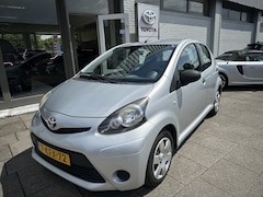 Toyota Aygo - 1.0 VVT-i Comfort | Slechts 55.000 km | Airco | Centrale vergrendeling | Elektrische ramen