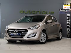 Hyundai i30 - 1.4 i-Drive |31.645km| UNIEK 1e Eig. Airco/6bak