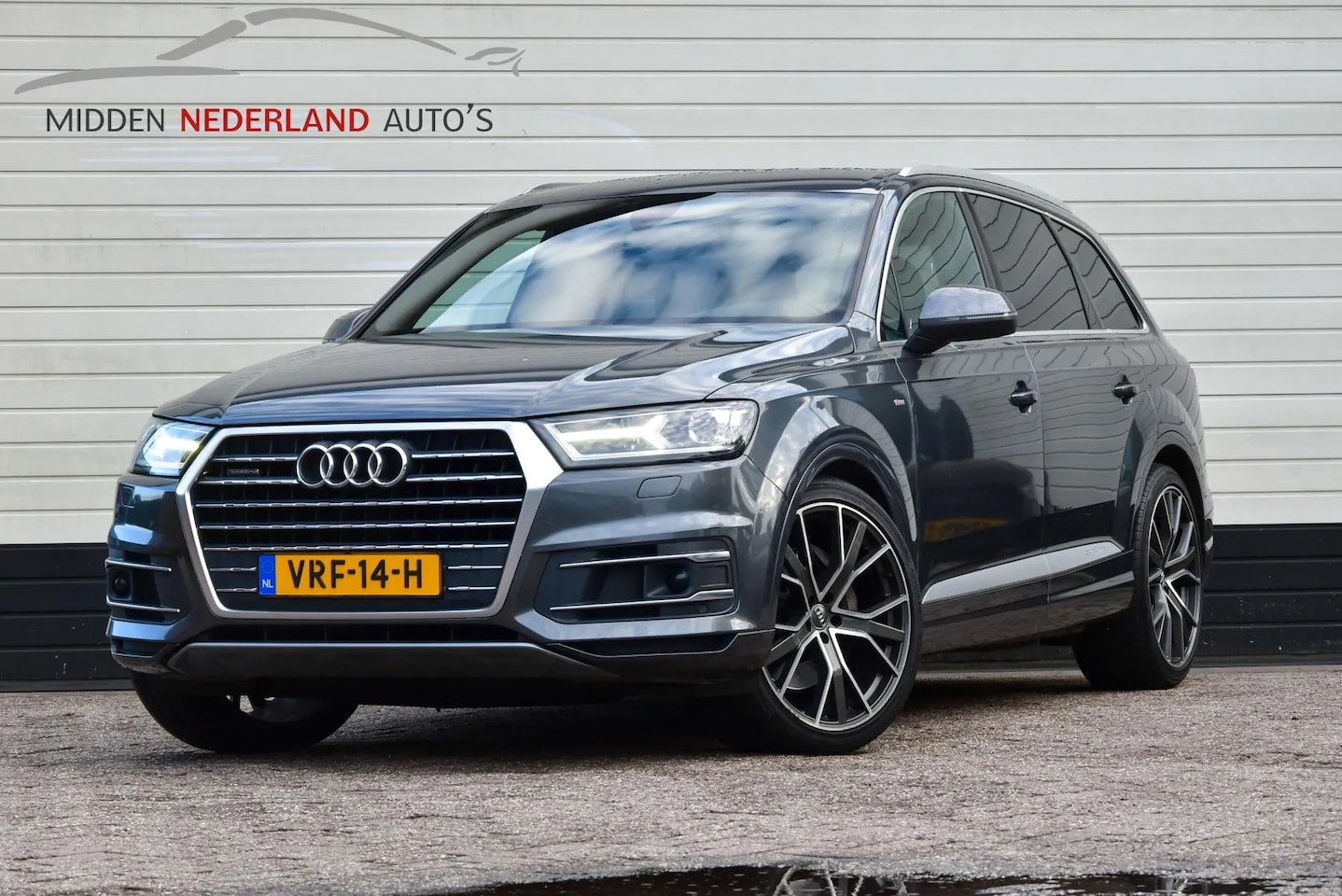 Audi Q7 - GRIJS KENTEKEN * TREKHAAK * - AutoWereld.nl