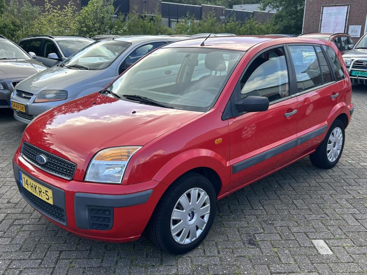 Ford Fusion - 1.4-16V Cool & Sound! AIRCO! 148.000km! BJ 2009! - AutoWereld.nl