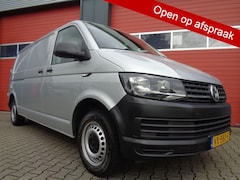 Volkswagen Transporter - 2.0 TDI L2H1 Comfortline 102PK Airco Trekhaak 1E-Eigenaar NL-Auto