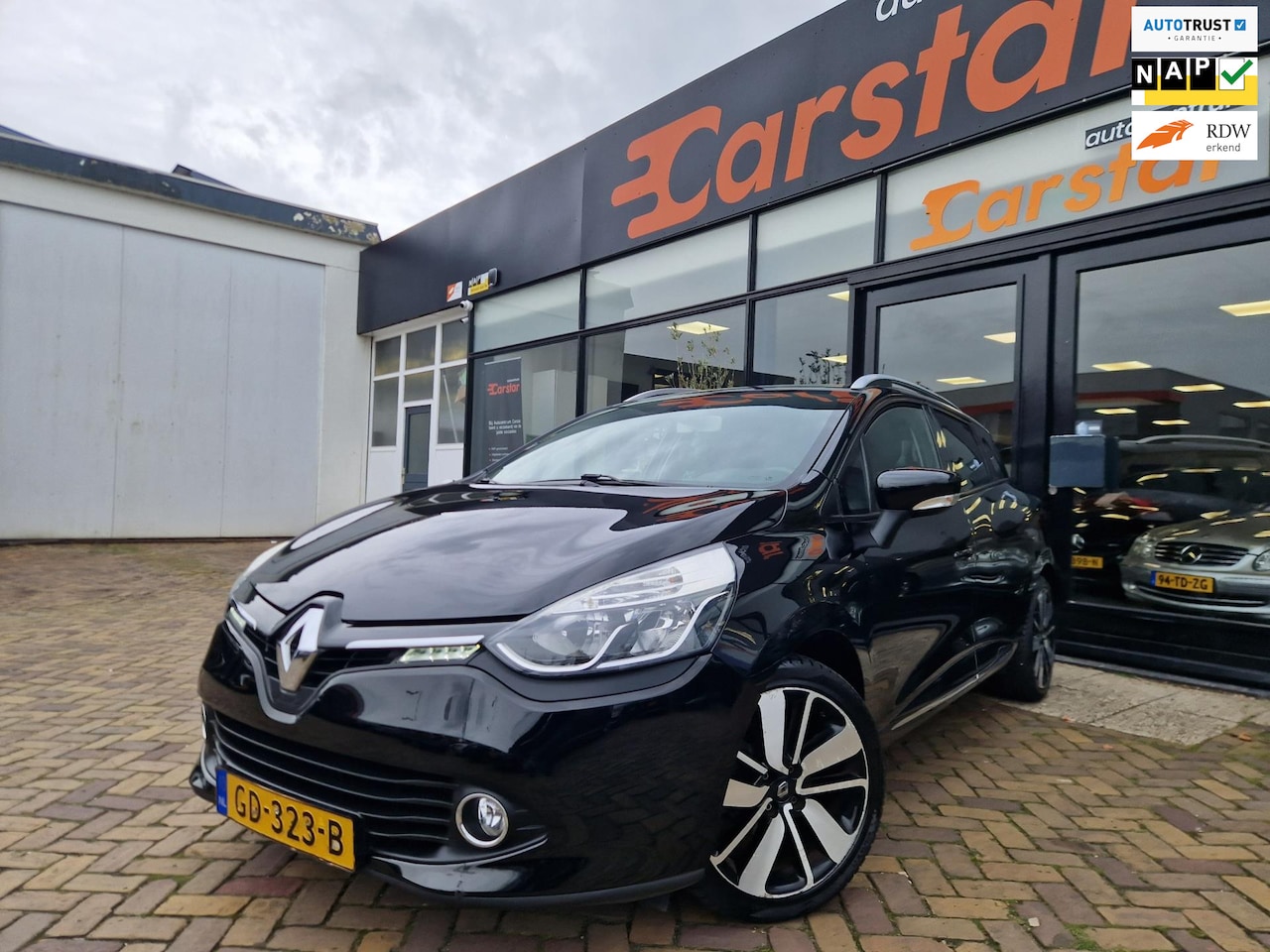 Renault Clio Estate - 1.2 Dynamique|Navi|Cruise|Pdc|Camera|Trekhaak| - AutoWereld.nl